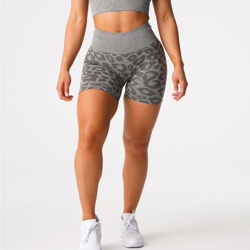 Shorts Feminino Plus Confort